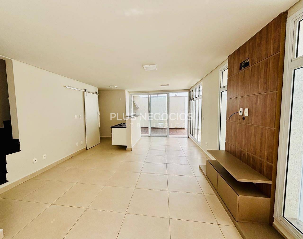 Casa à venda e aluguel com 3 quartos, 130m² - Foto 2