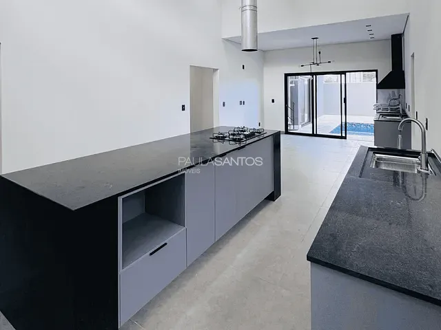 Casa 3 quartos e 4 banheiros, à venda, no bairro Jardim Residencial Chácara Ondina em Sorocaba