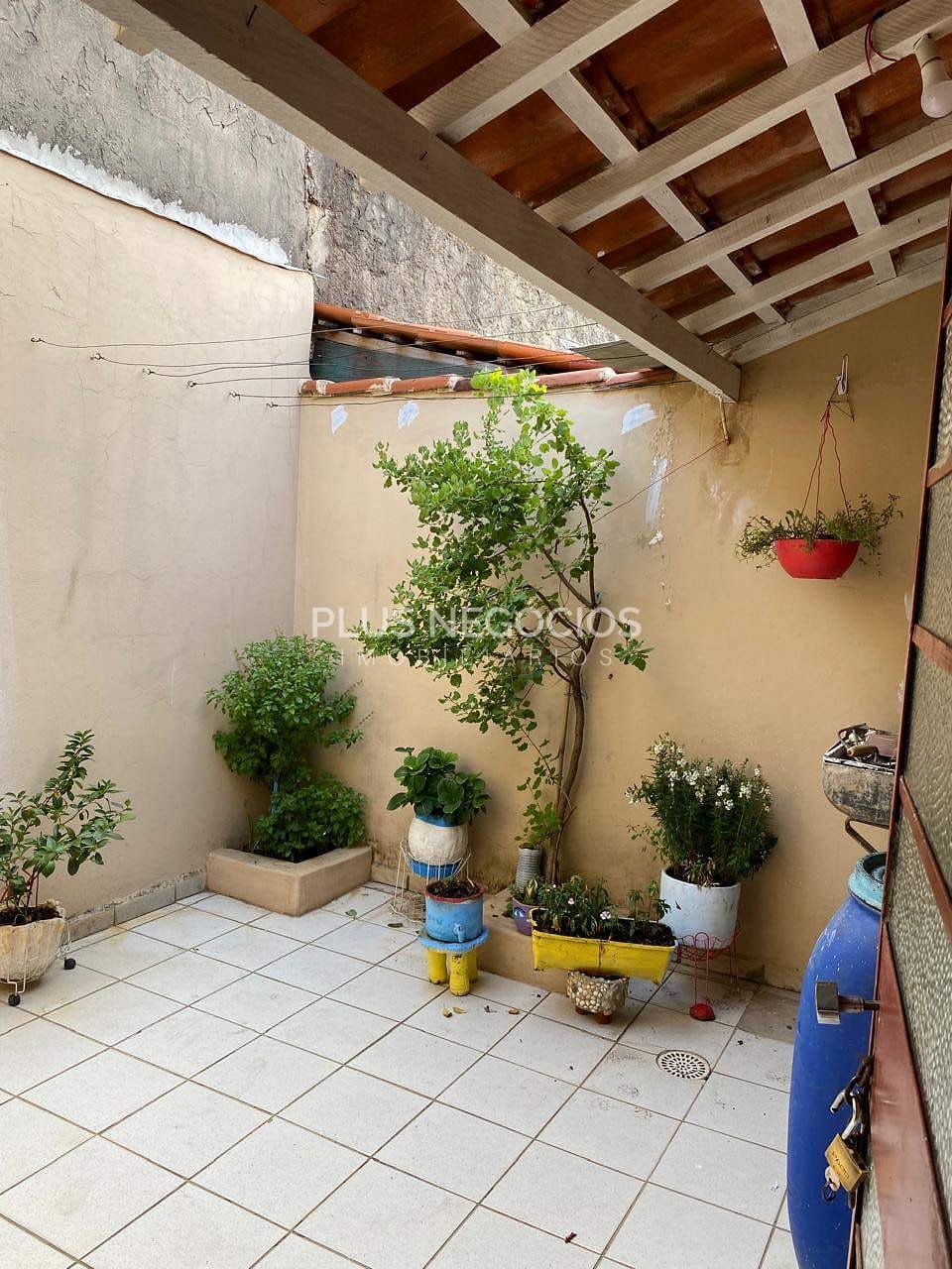 Casa à venda com 3 quartos, 101m² - Foto 9