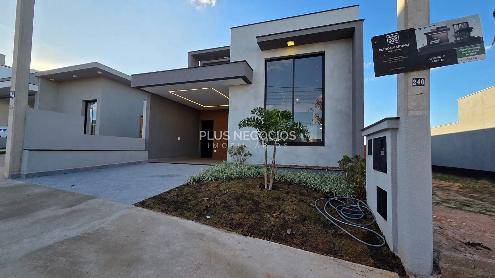 Casa à venda com 3 quartos, 136m² - Foto 37