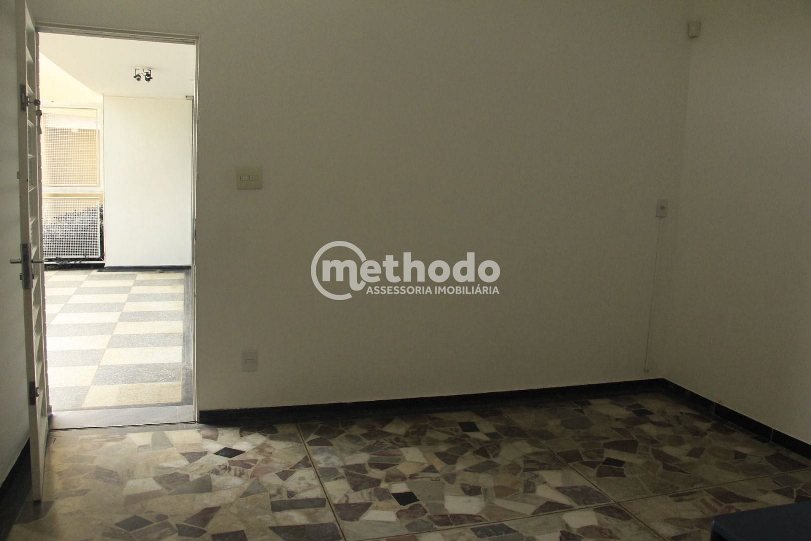 Casa, 1 quarto, 300 m² - Foto 21