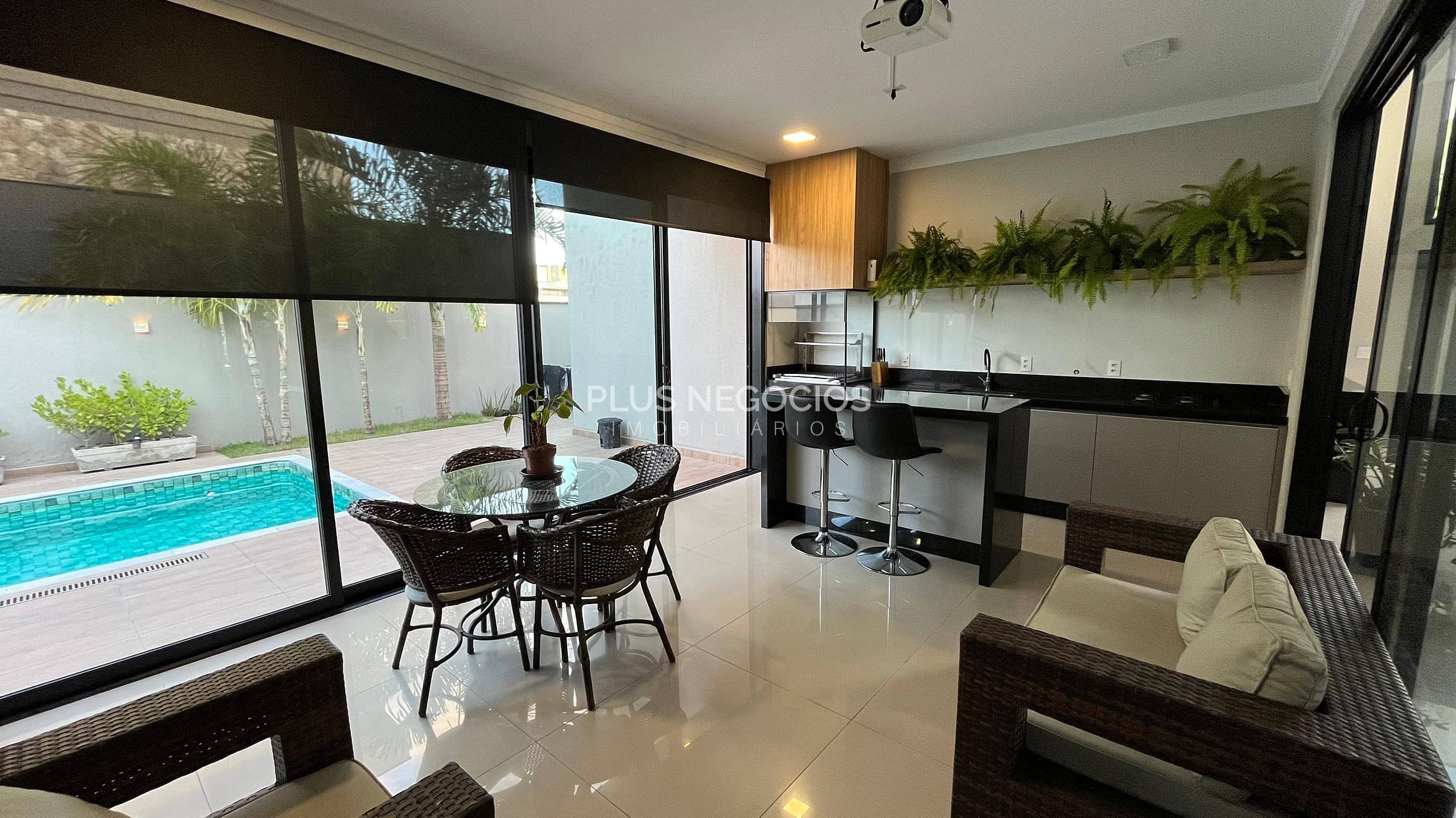 Casa, 3 quartos, 252 m² - Foto 7