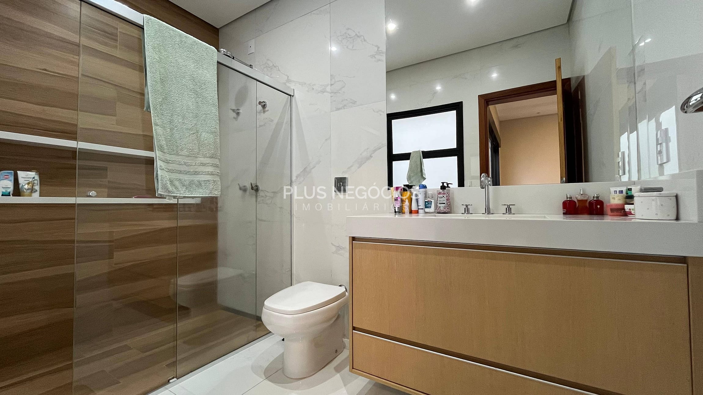 Casa, 3 quartos, 252 m² - Foto 22