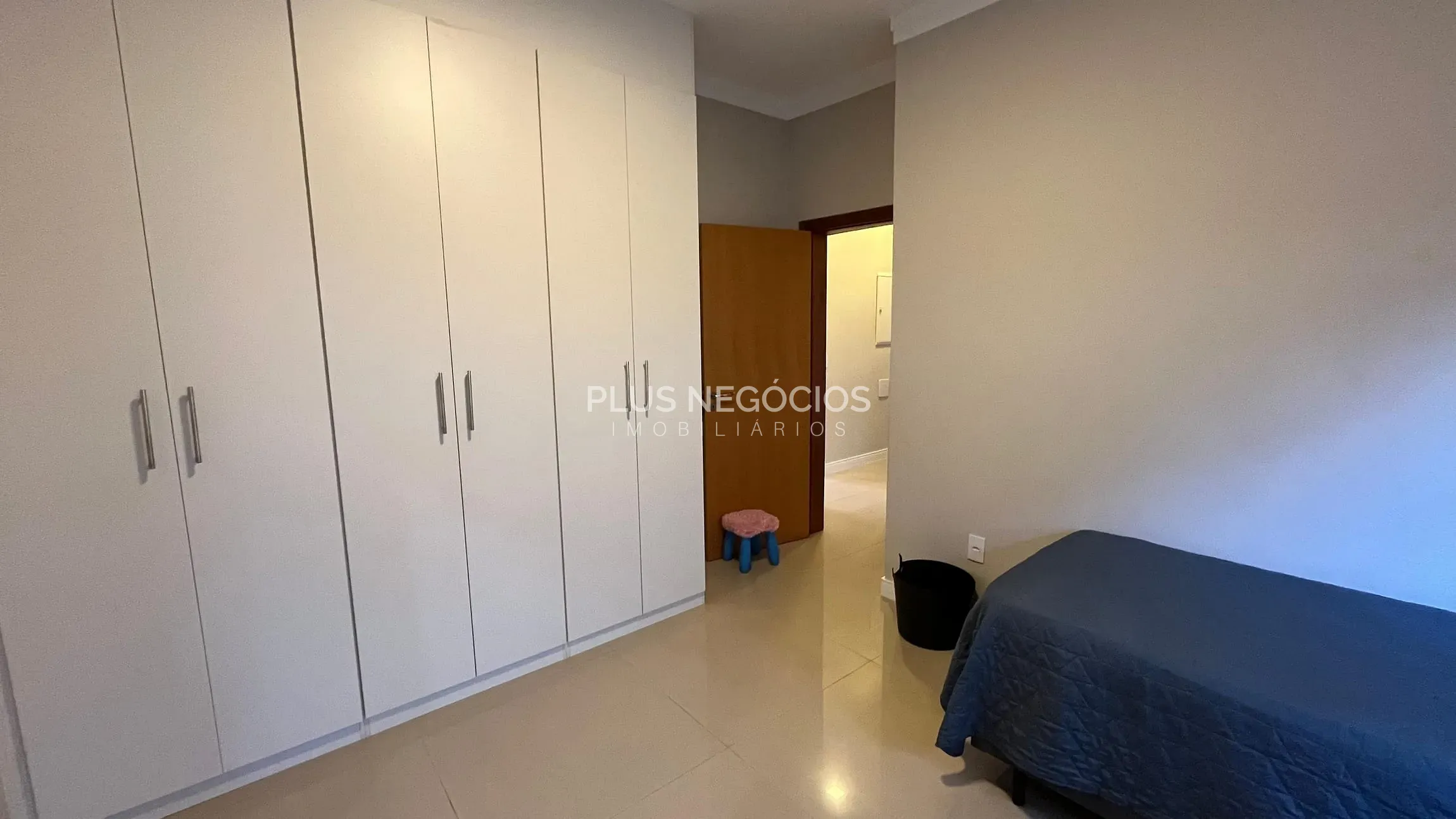 Casa, 3 quartos, 252 m² - Foto 15