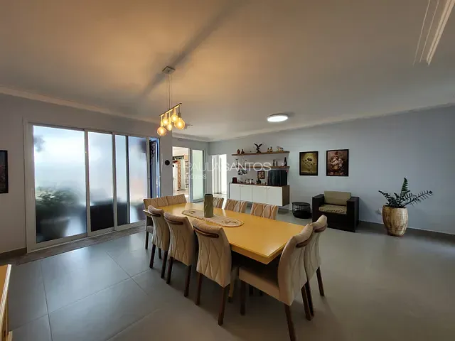 Casa 4 quartos e 5 banheiros, à venda, no bairro Jardim Novo Mundo em Sorocaba