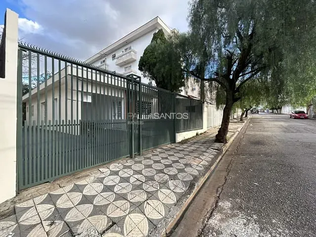 Casa com 300m² 3 quartos e 2 banheiros, à venda, no bairro Vila Fiori em Sorocaba