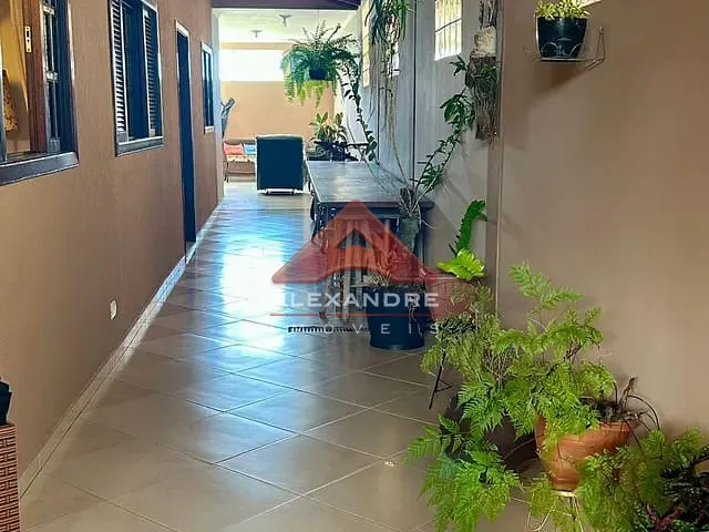 Casa 3 quartos e 3 banheiros, à venda, no bairro Vista Linda em São José dos Campos