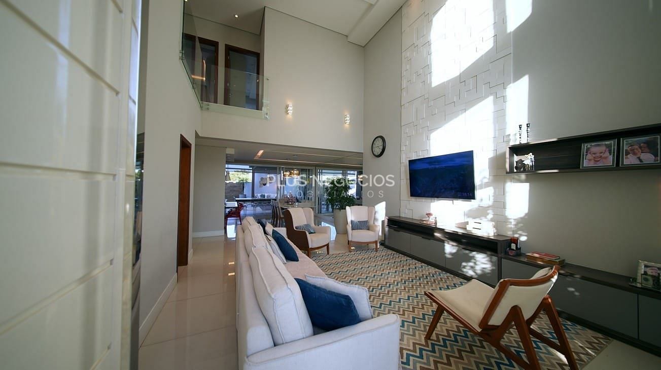 Casa, 3 quartos, 235 m² - Foto 8