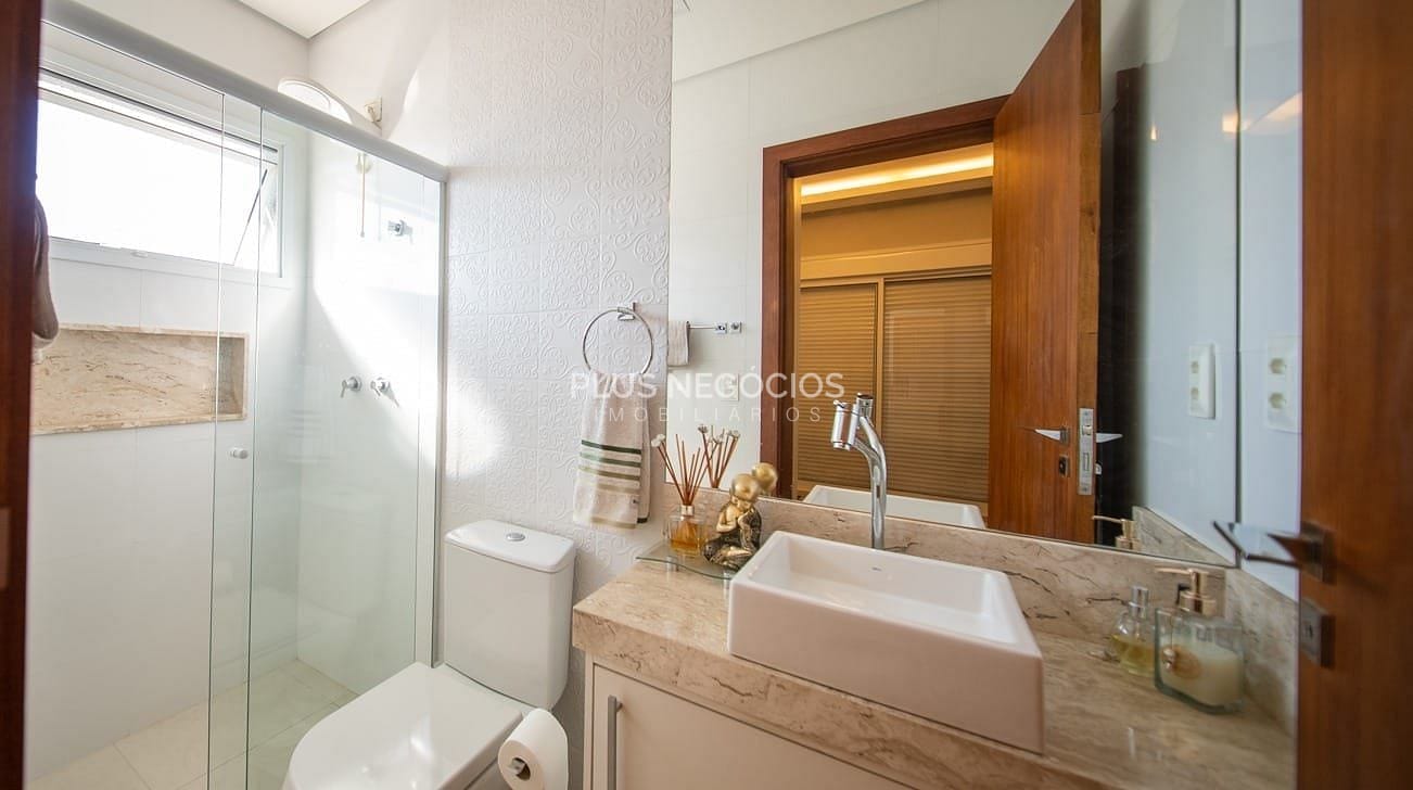 Casa, 3 quartos, 235 m² - Foto 33