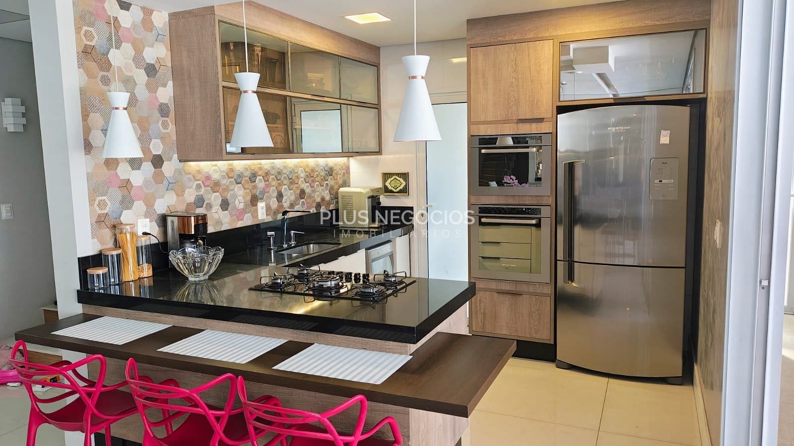 Casa, 3 quartos, 235 m² - Foto 39