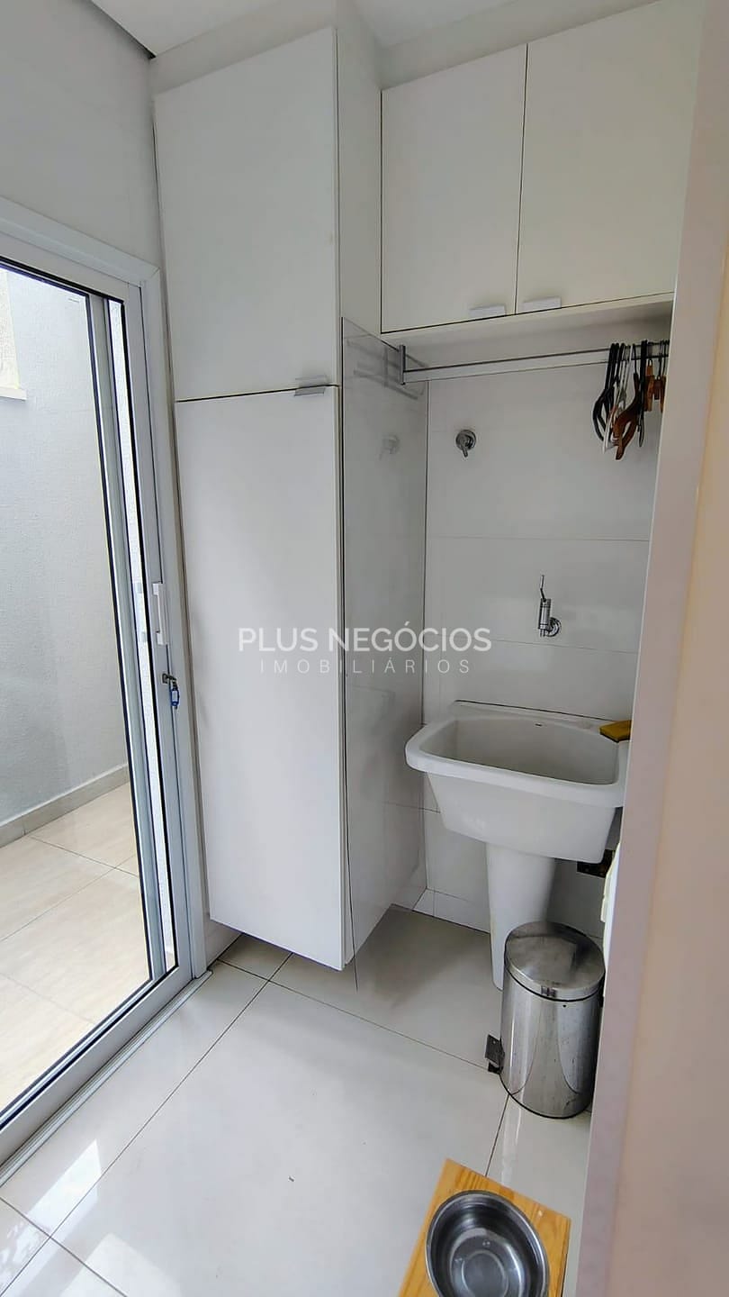 Casa, 3 quartos, 235 m² - Foto 47