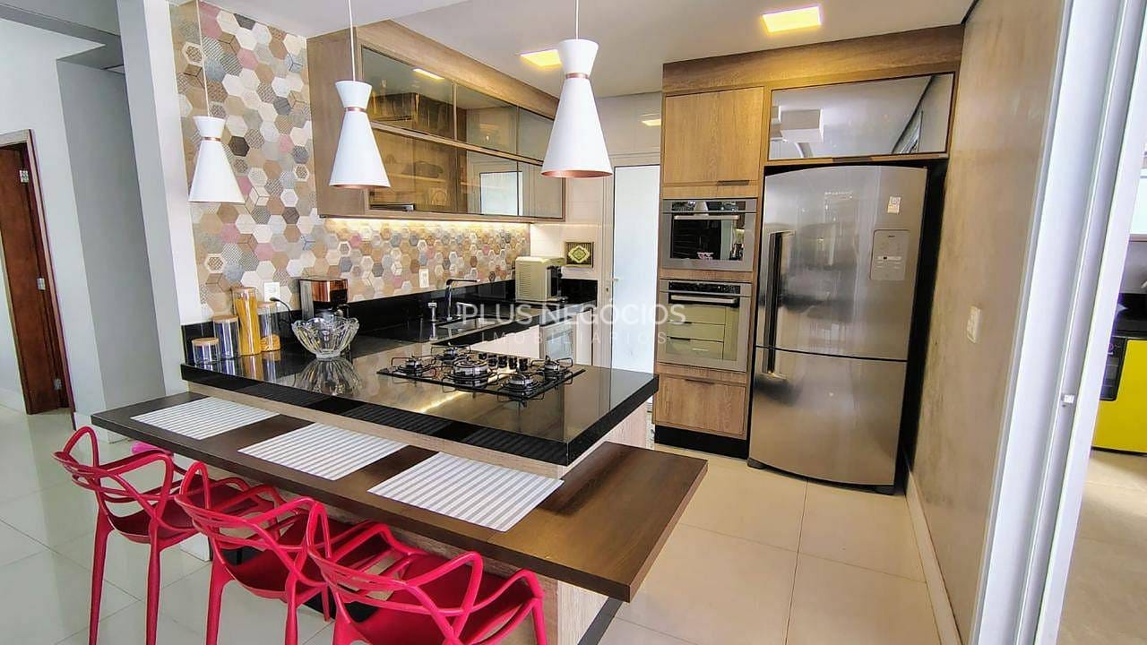 Casa, 3 quartos, 235 m² - Foto 59