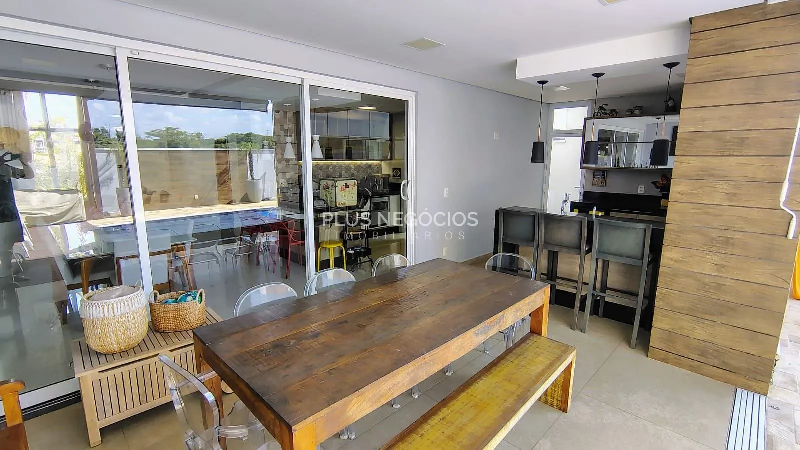 Casa, 3 quartos, 235 m² - Foto 42