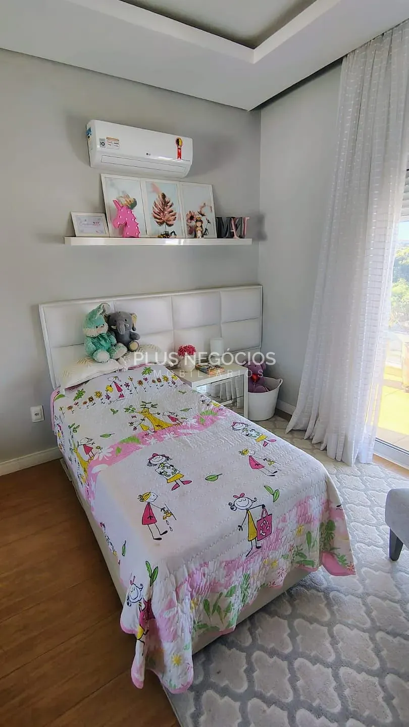 Casa, 3 quartos, 235 m² - Foto 94