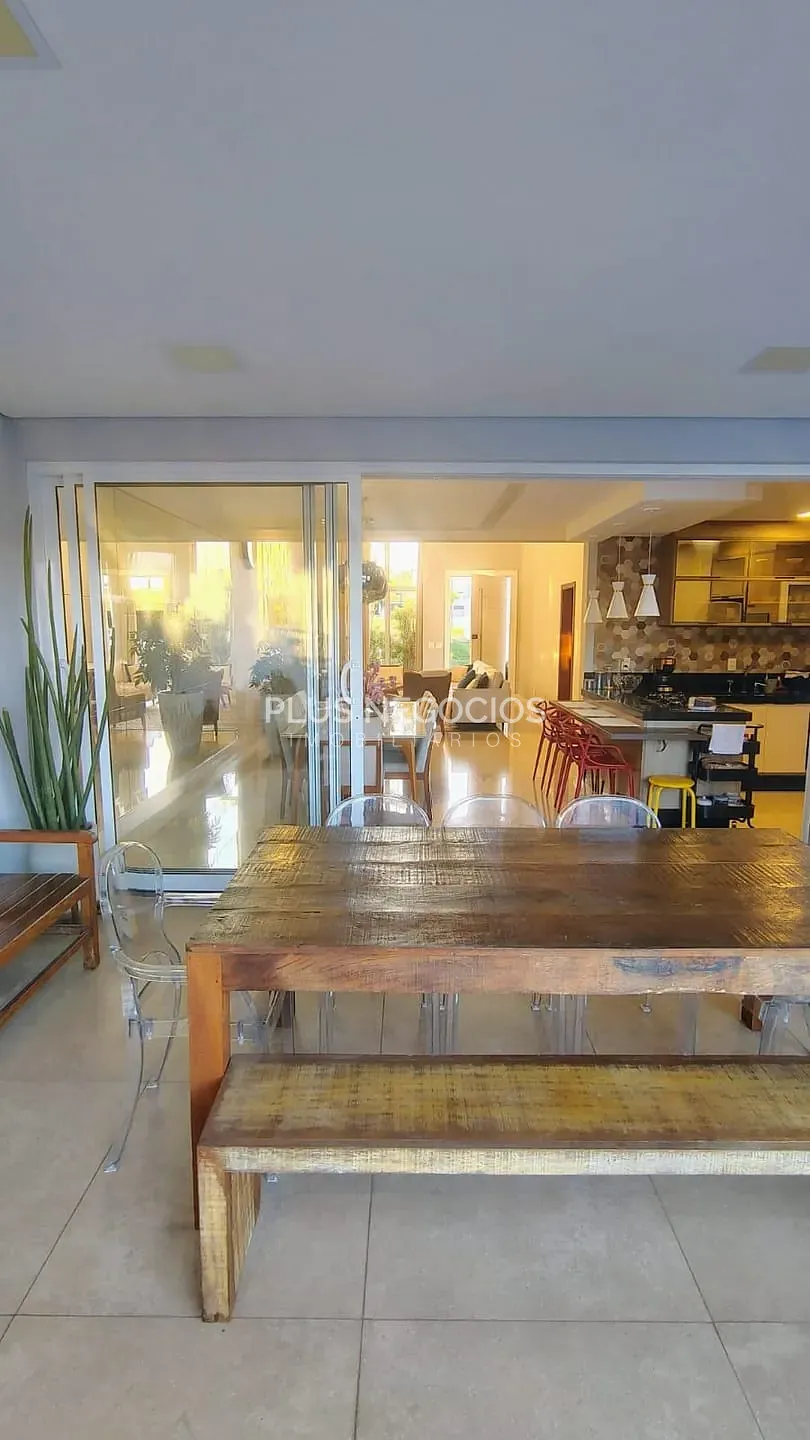 Casa, 3 quartos, 235 m² - Foto 93