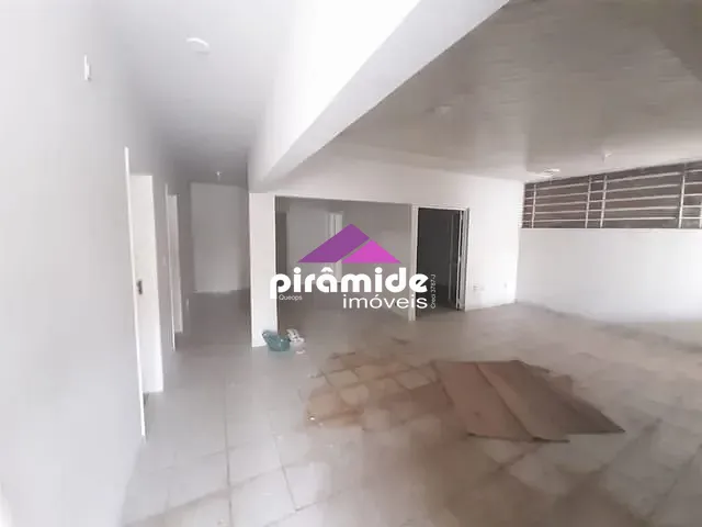 Casa com 317m², para alugar, no bairro Vila Rubi em São José dos Campos