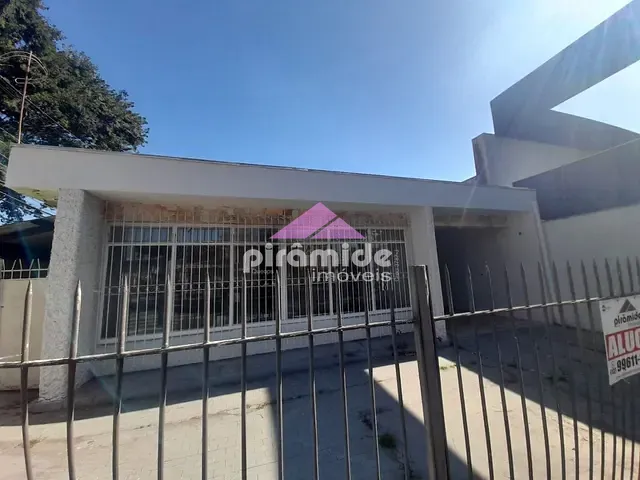Casa com 317m², para alugar, no bairro Vila Rubi em São José dos Campos