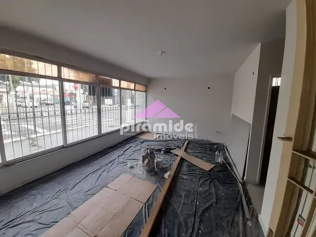 Casa com 317m², para alugar, no bairro Vila Rubi em São José dos Campos