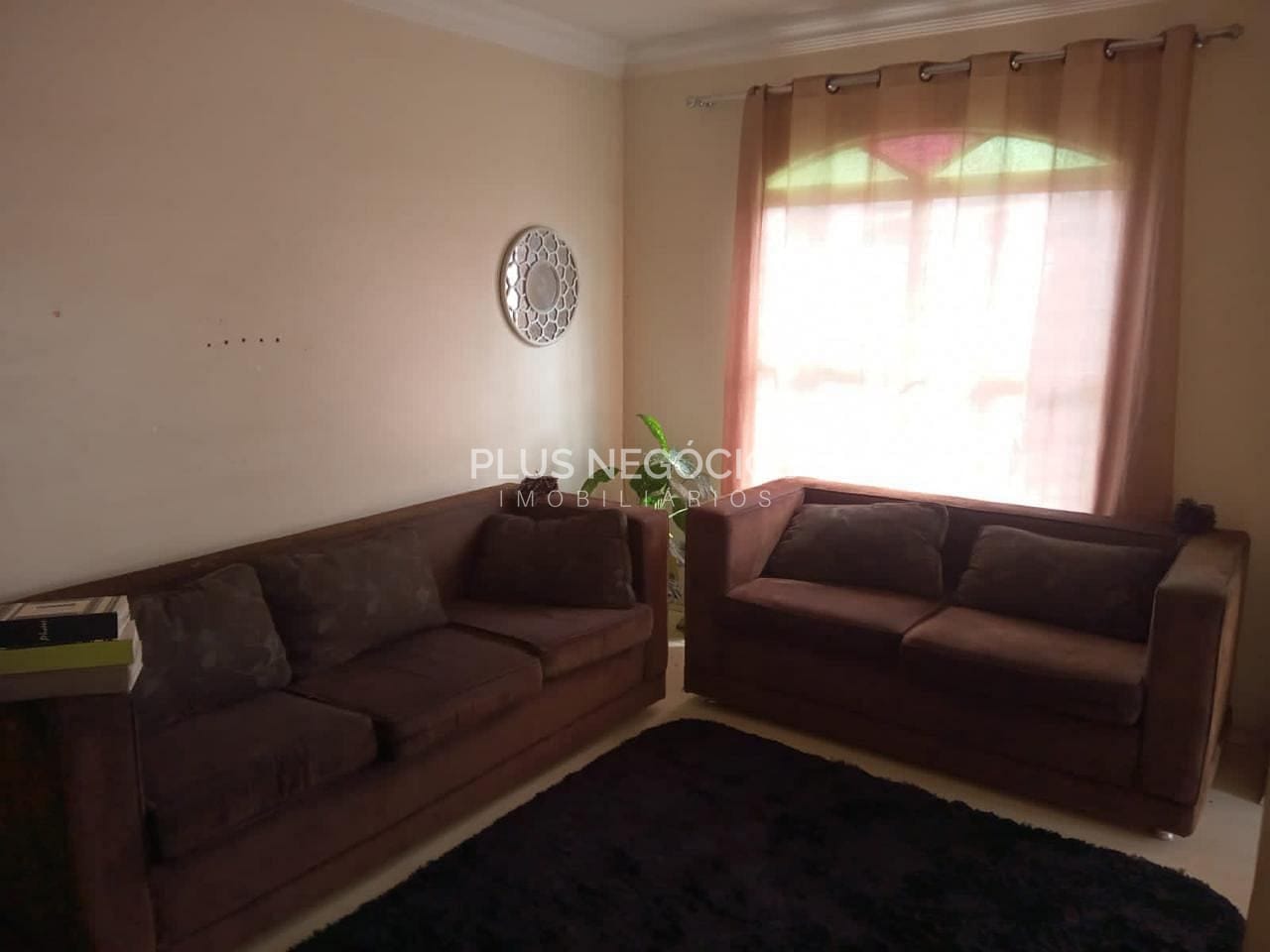 Casa à venda com 3 quartos, 90m² - Foto 2