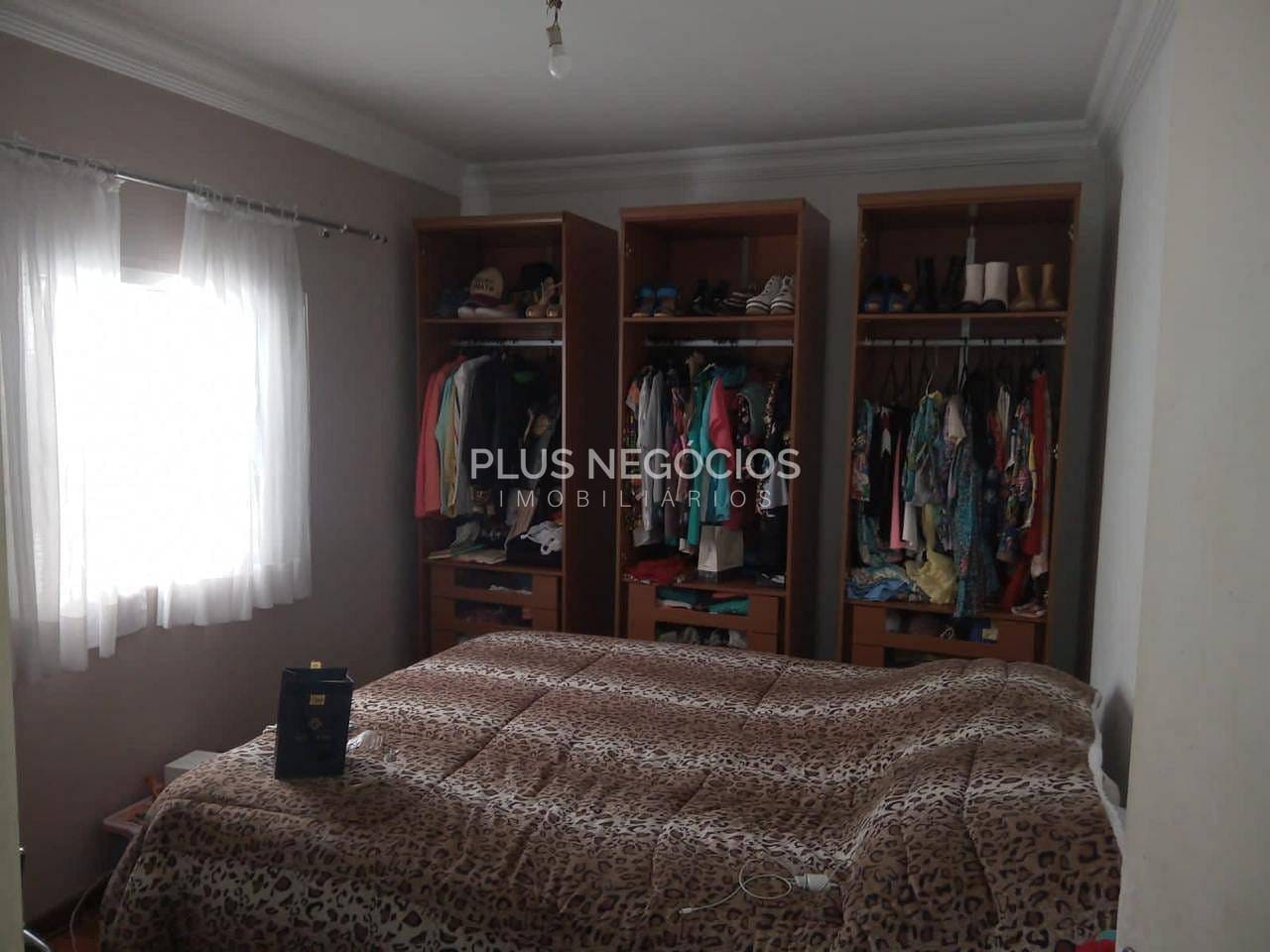 Casa à venda com 3 quartos, 90m² - Foto 9