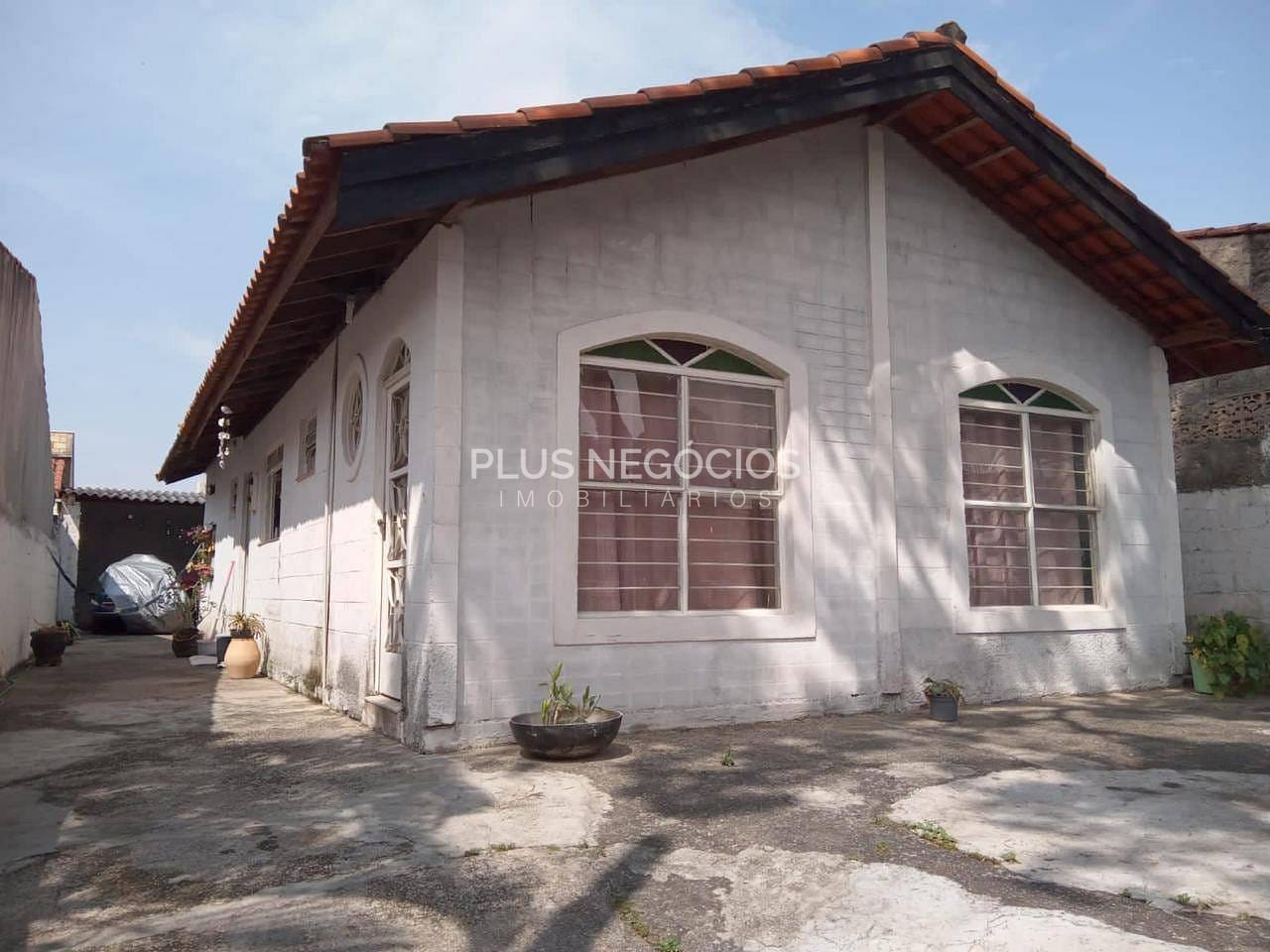 Casa à venda com 3 quartos, 90m² - Foto 14