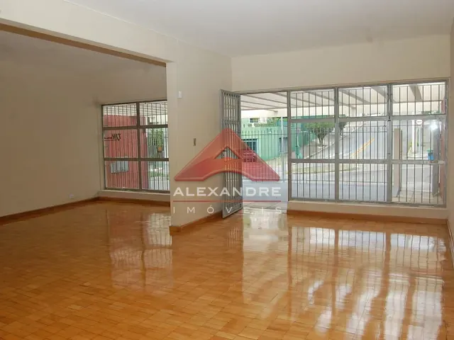 Casa 3 quartos e 2 banheiros, à venda, no bairro Jardim Bela Vista em São José dos Campos