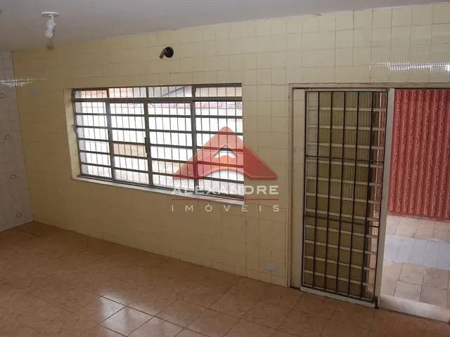 Casa 3 quartos e 2 banheiros, à venda, no bairro Jardim Bela Vista em São José dos Campos