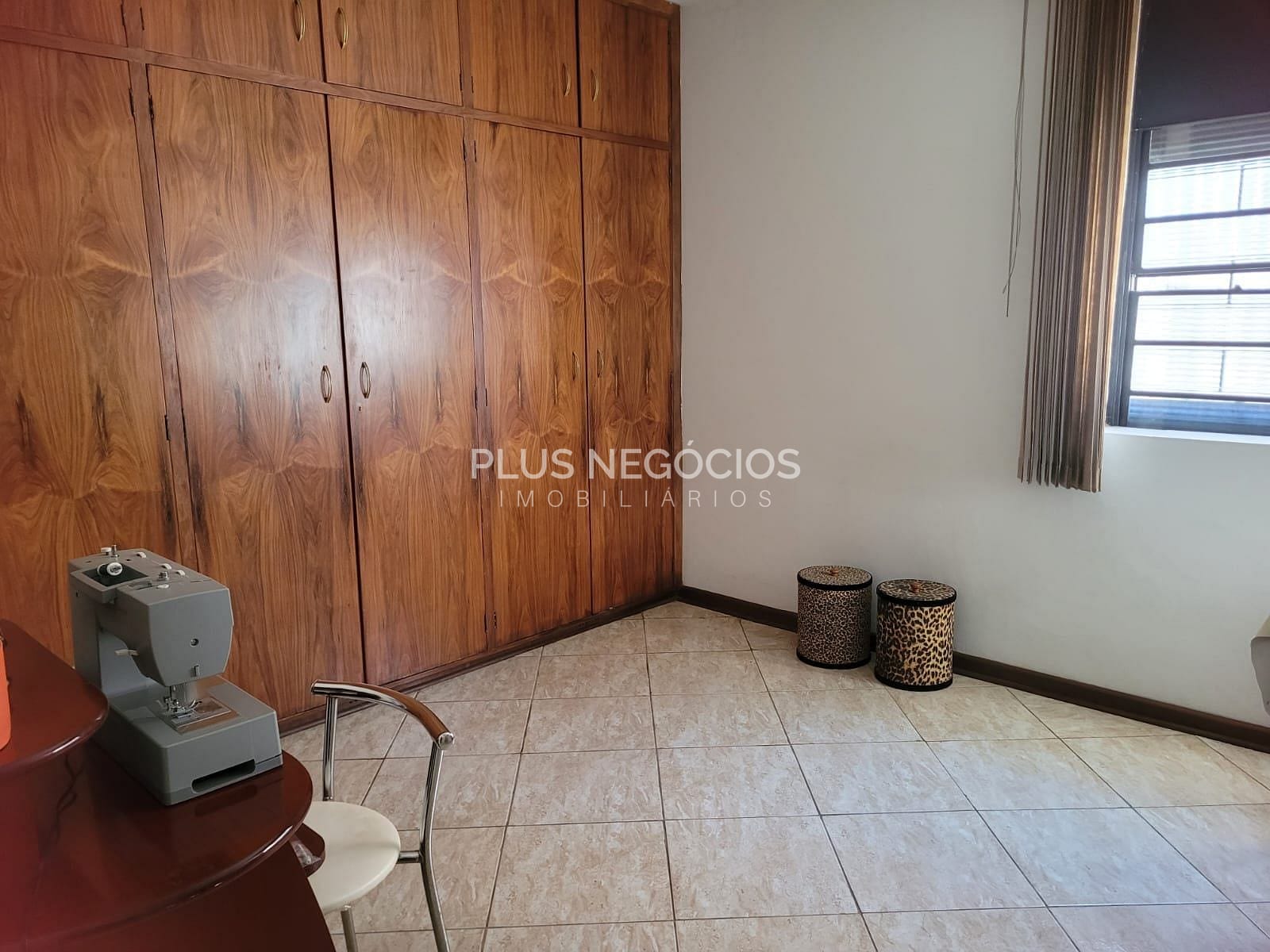 Casa, 3 quartos, 285 m² - Foto 29