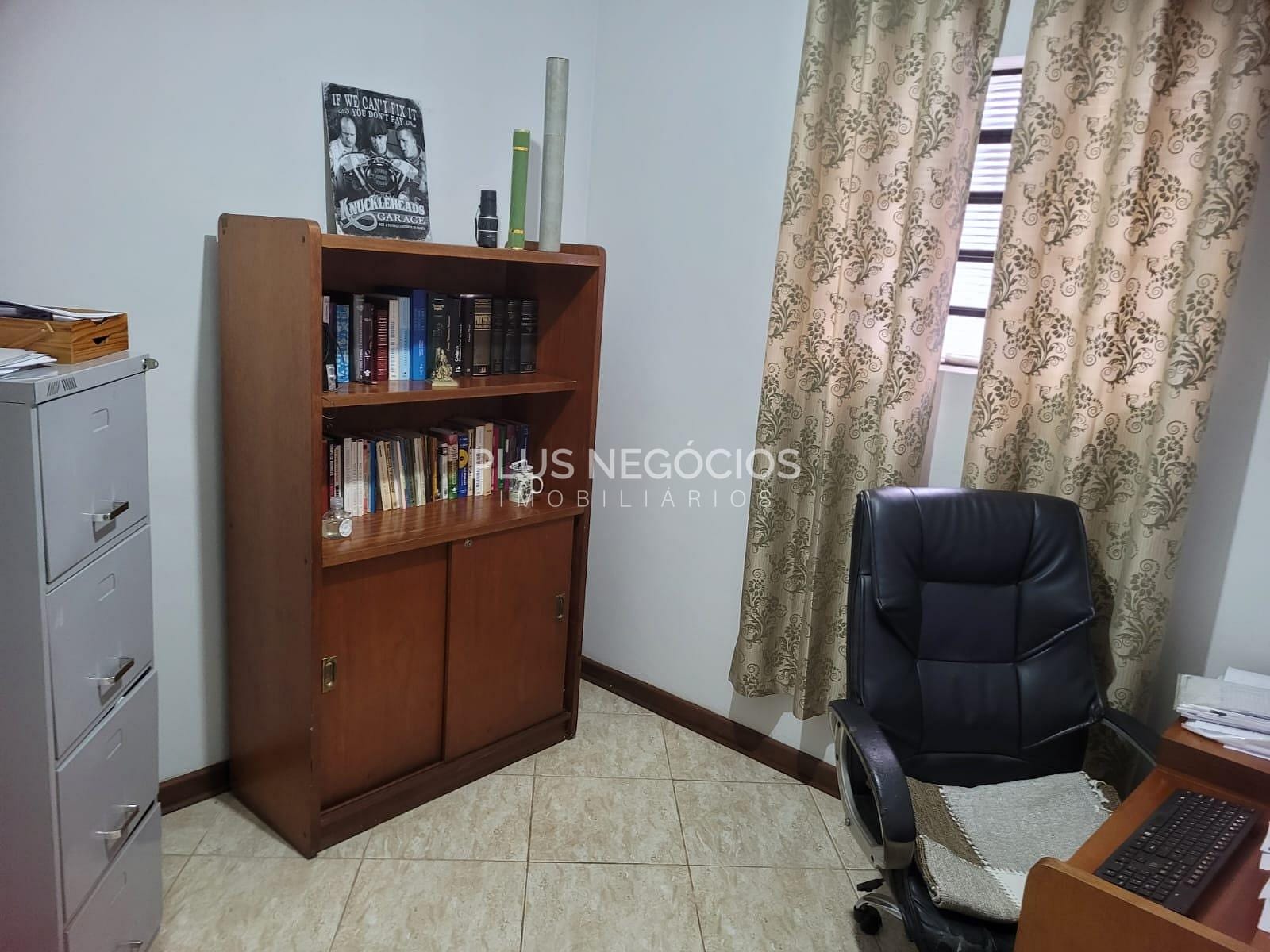 Casa, 3 quartos, 285 m² - Foto 10