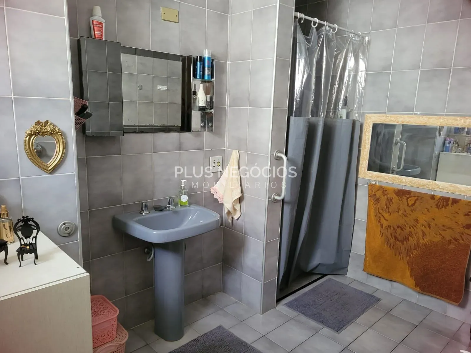 Casa, 3 quartos, 285 m² - Foto 40