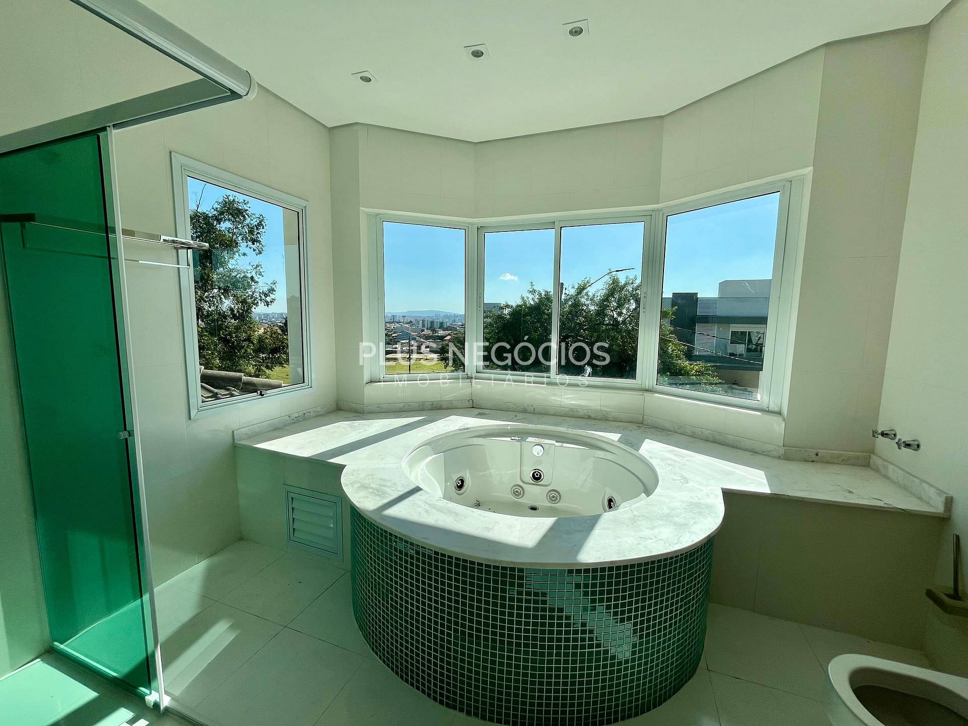 Casa à venda com 5 quartos, 398m² - Foto 27