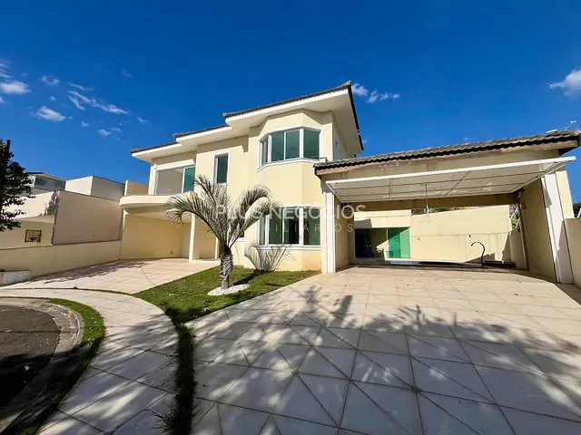 Casa com 389m² 5 quartos e 6 banheiros, à venda, no bairro Vila Haro em Sorocaba