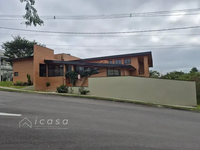 Casa com 452m² 4 quartos e 2 banheiros, à venda, no bairro Santa Luzia em Caçapava