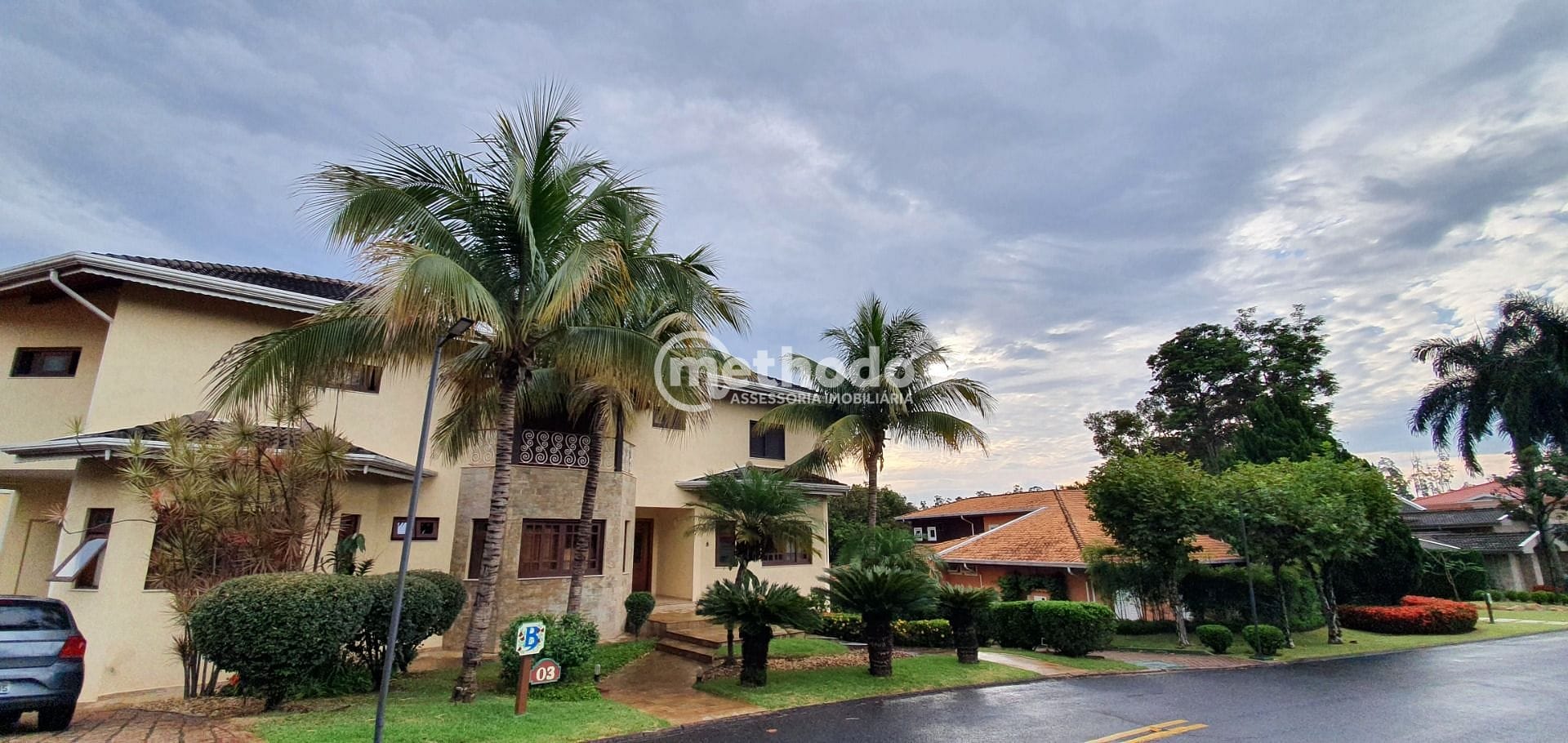 Casa, 4 quartos, 1060 m² - Foto 1