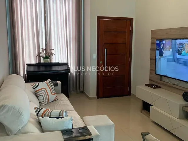 Casa com 100m² 3 quartos e 2 banheiros, à venda, no bairro Horto Florestal em Sorocaba