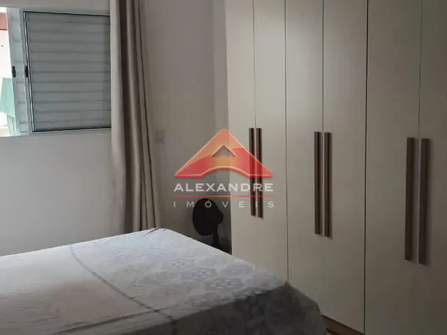 Casa 3 quartos e 2 banheiros, à venda, no bairro Conjunto Residencial Galo Branco em São José dos Campos