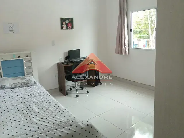 Casa 3 quartos e 2 banheiros, à venda, no bairro Conjunto Residencial Galo Branco em São José dos Campos