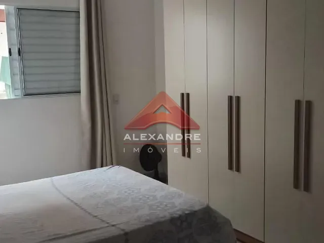 Casa 3 quartos e 2 banheiros, à venda, no bairro Conjunto Residencial Galo Branco em São José dos Campos
