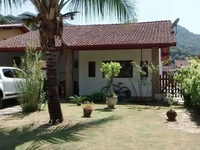 Casa com 420m² 3 quartos e 4 banheiros, à venda, no bairro Horto (Morro das Moças) em Ubatuba