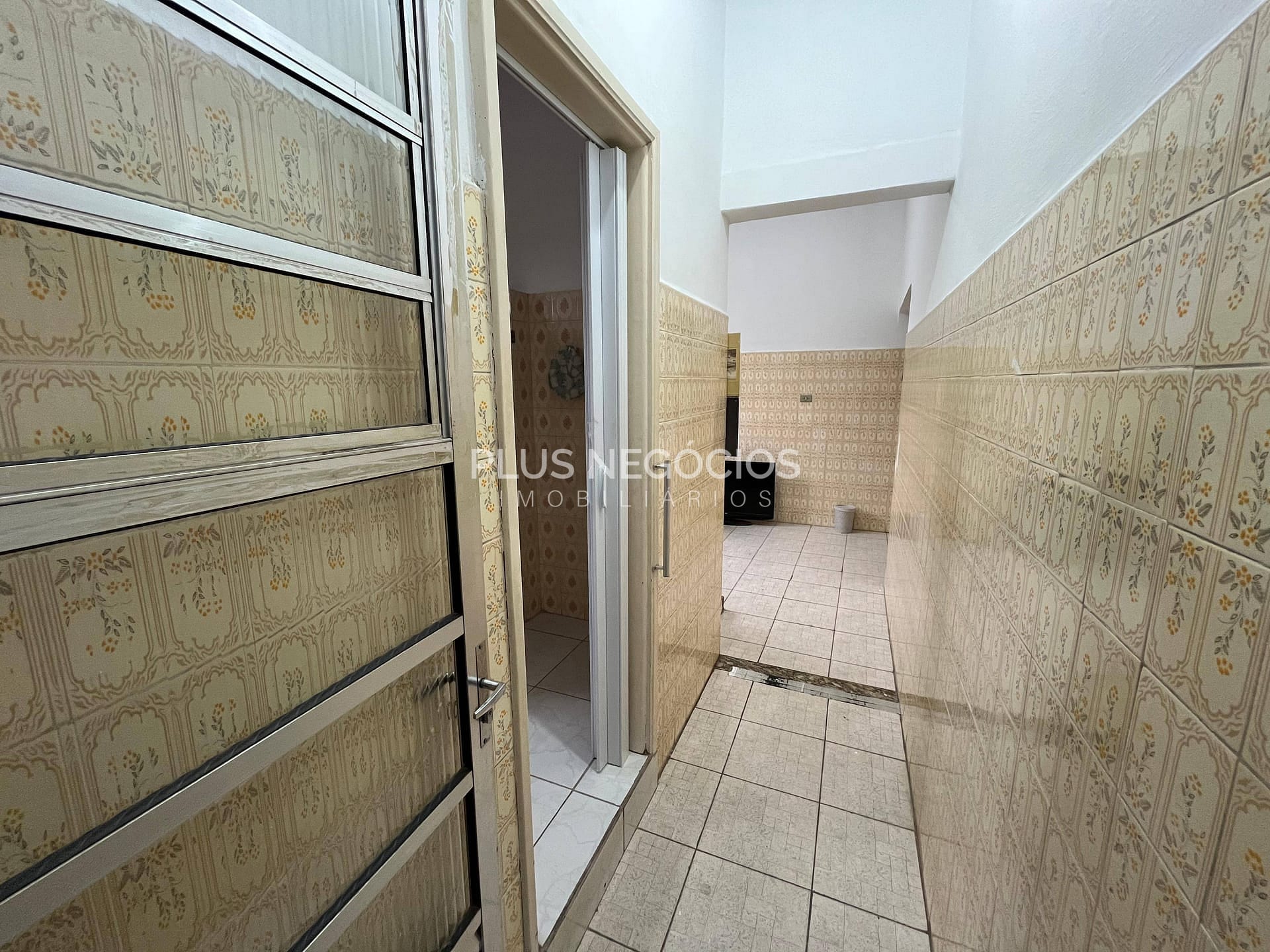 Casa, 1 quarto, 241 m² - Foto 19