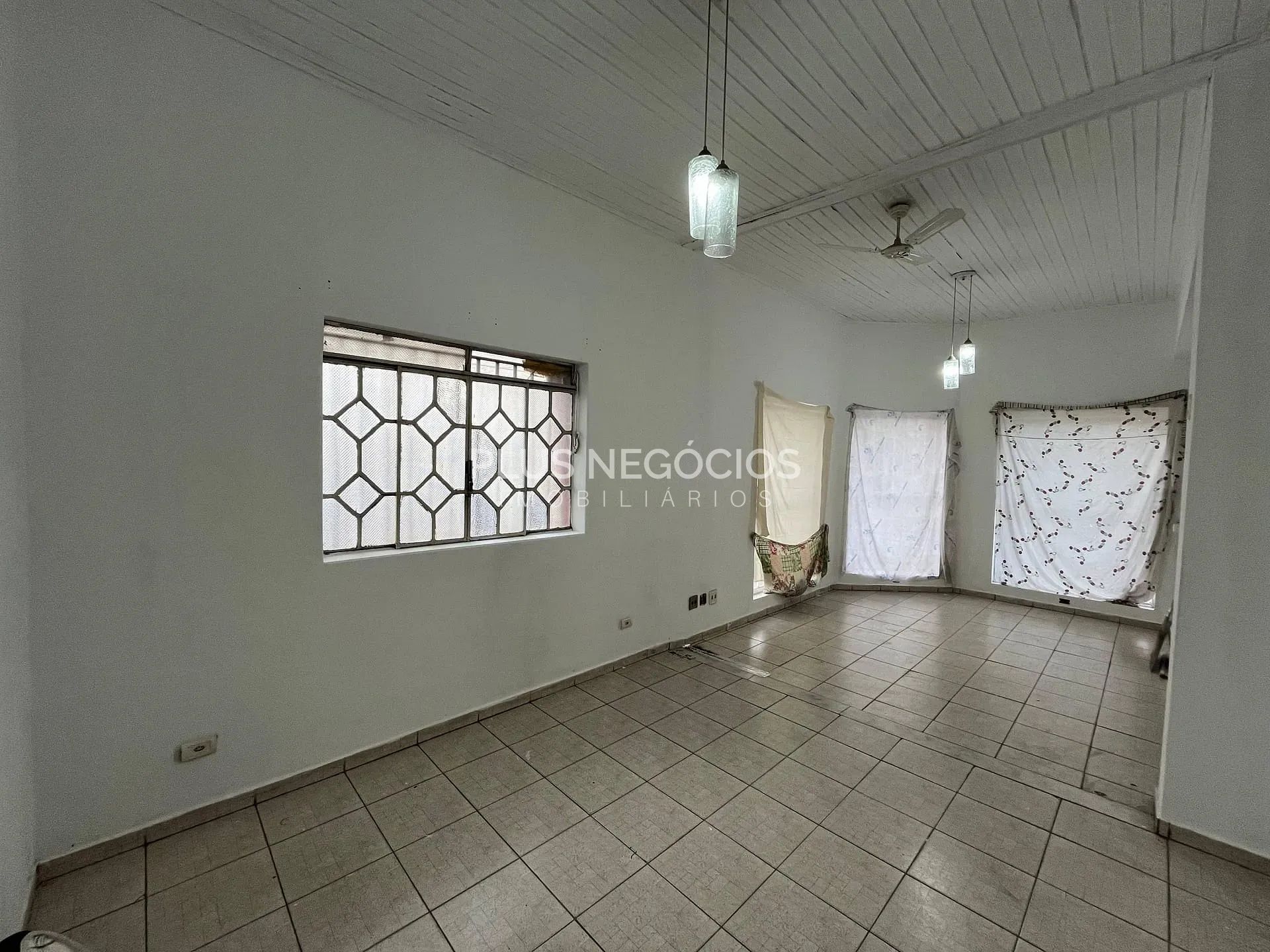 Casa, 1 quarto, 241 m² - Foto 8