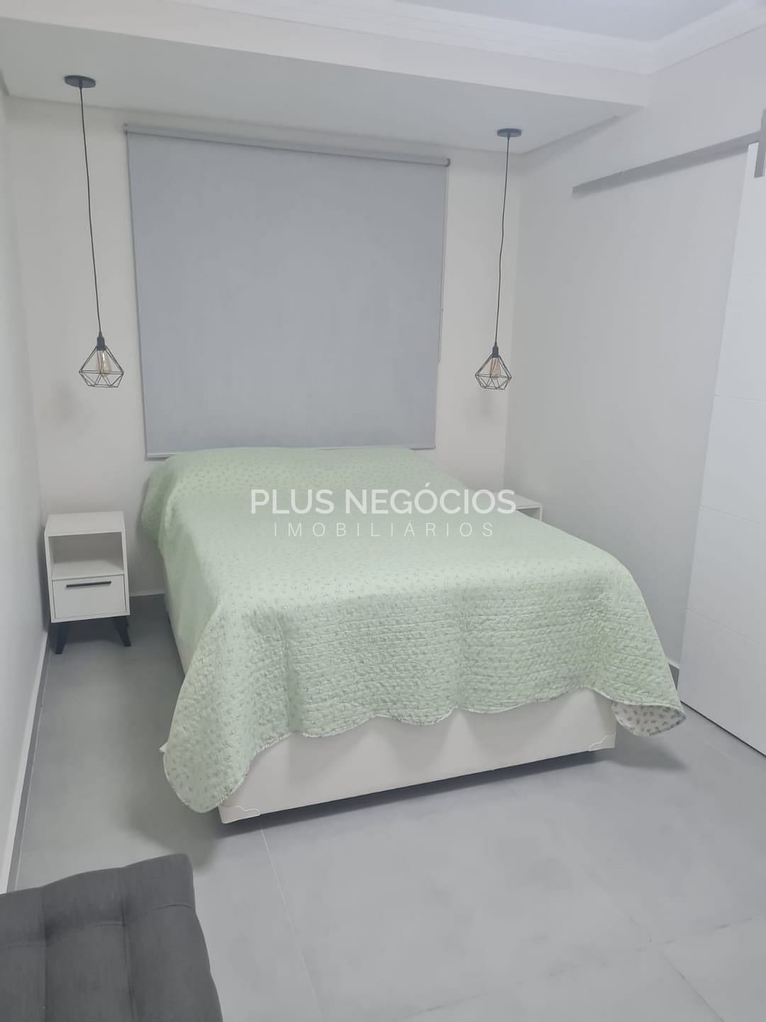 Casa à venda com 2 quartos, 120m² - Foto 12