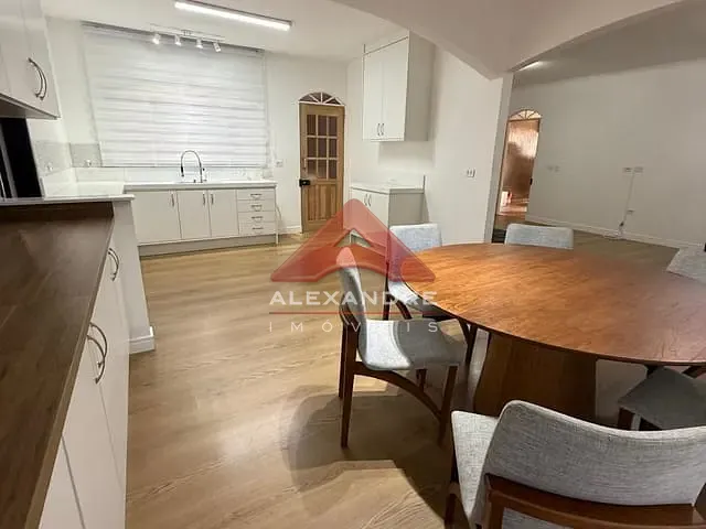 Casa 3 quartos e 1 banheiro, à venda, no bairro Jardim Portugal em São José dos Campos