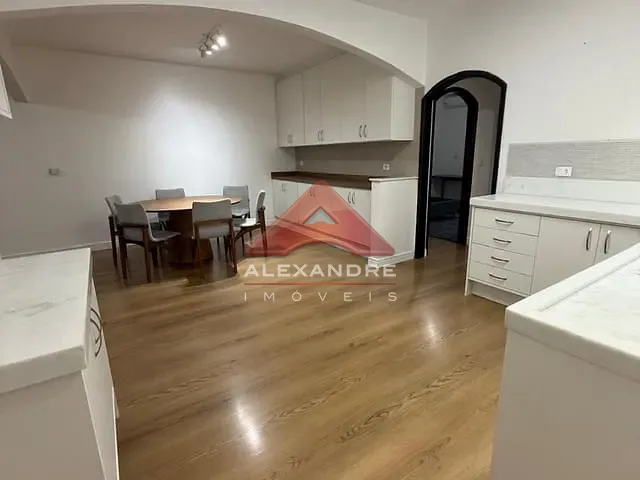 Casa 3 quartos e 1 banheiro, à venda, no bairro Jardim Portugal em São José dos Campos