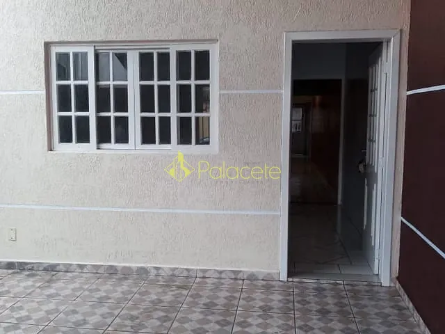Casa com 150m² 4 quartos e 2 banheiros, à venda, no bairro Residencial e Comercial Cidade Morumbi em Pindamonhangaba
