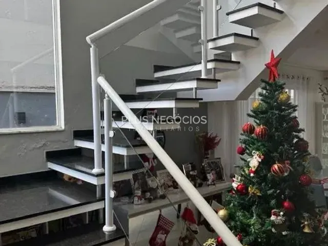 Casa com 200m² 3 quartos e 3 banheiros, à venda, no bairro Wanel Ville em Sorocaba
