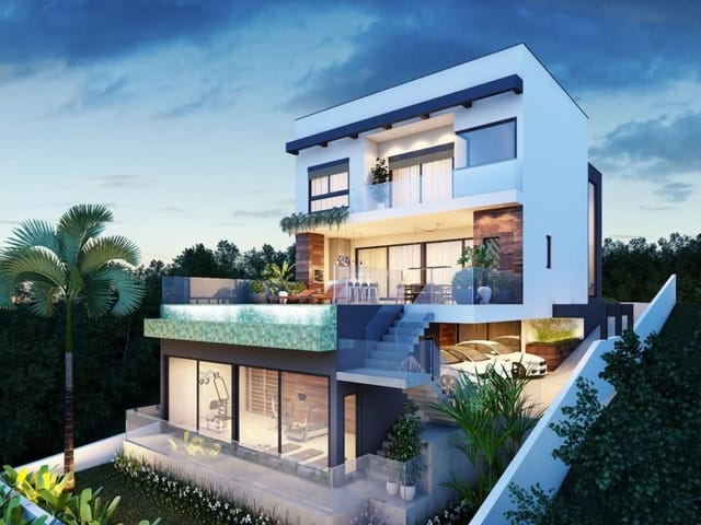 Casa com 525m² 4 quartos e 6 banheiros, à venda, no bairro Alphaville em Santana de Parnaíba