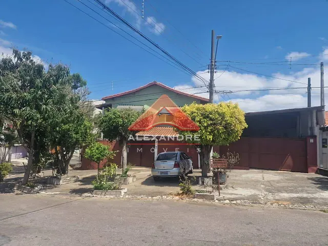 Casa 5 quartos e 4 banheiros, à venda, no bairro Jardim São Jorge em São José dos Campos