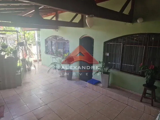 Casa 5 quartos e 4 banheiros, à venda, no bairro Jardim São Jorge em São José dos Campos