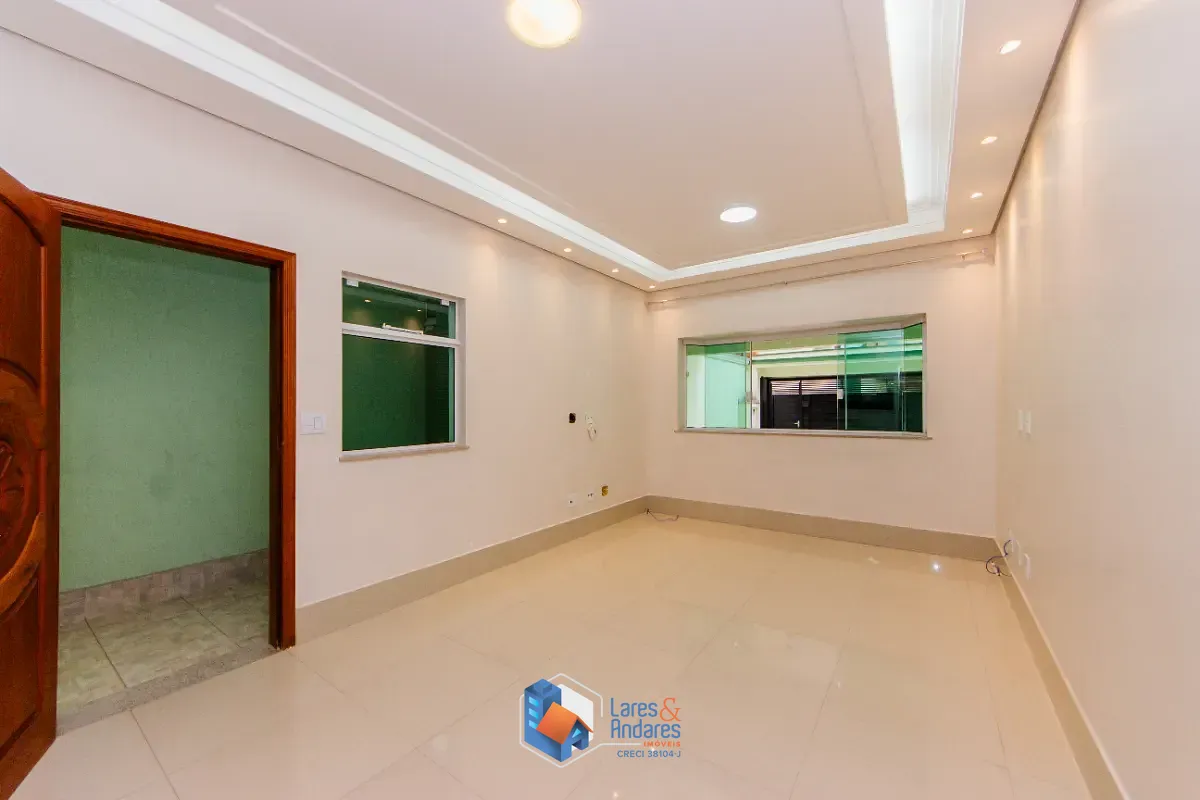 Casa, 3 quartos, 147 m² - Foto 1